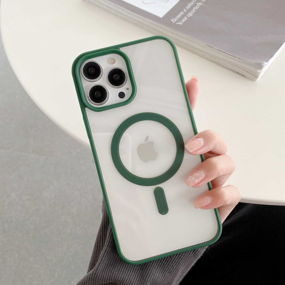 ⁦غلاف iPhone 14 الكريستال الملون Magsafe⁩ - الصورة ⁦2⁩